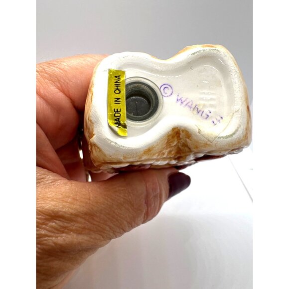 Gingerbread Man Salt Pepper Shakers  Set Ceramic Christmas Holiday Kitchen Decor - Picture 4 of 10